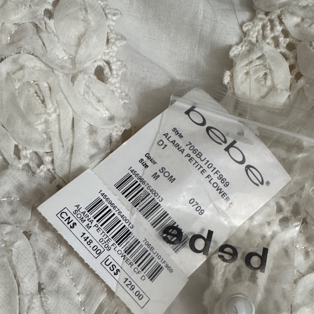 Bebe Ivory lace Floral Black and Ivory Tuxedo dress NWT Medium